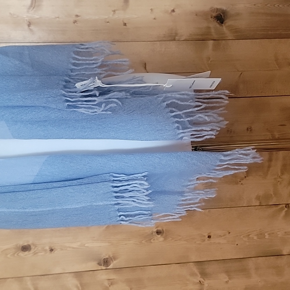 Nordstrom 100% Cashmere Blue Combo Scarf - Picture 3 of 7